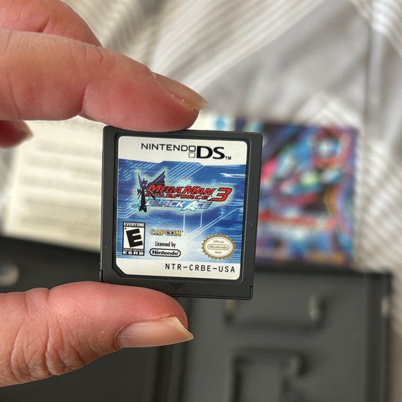 Nintendo DS Mega Man Star Force 3: Black Ace - Blue and Black - Picture 3 of 5